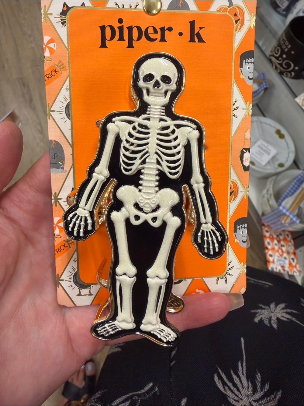 Piper K Black & White Skeleton hair clip